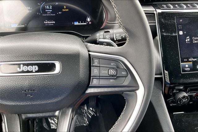 2023 Jeep Grand Cherokee Laredo