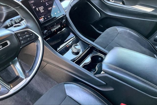 2021 Jeep Grand Cherokee L Altitude