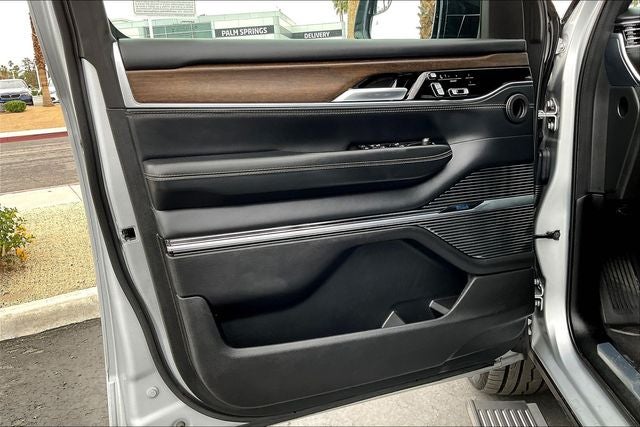 2024 Jeep Grand Wagoneer L Base