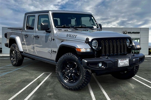 2021 Jeep Gladiator Willys