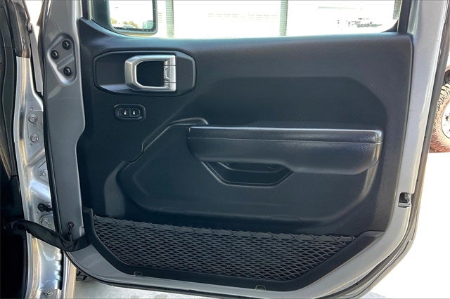 2021 Jeep Gladiator Willys