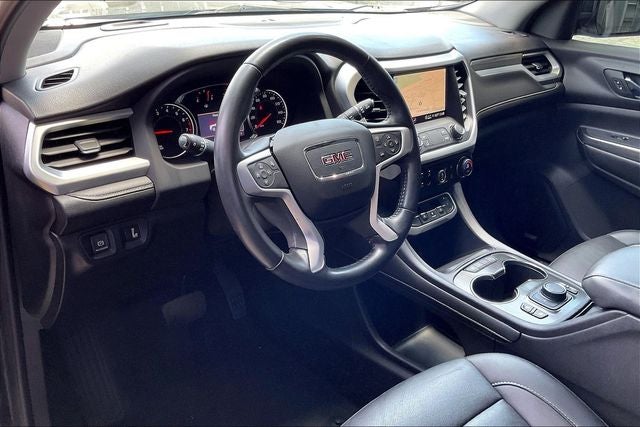 2021 GMC Acadia SLT