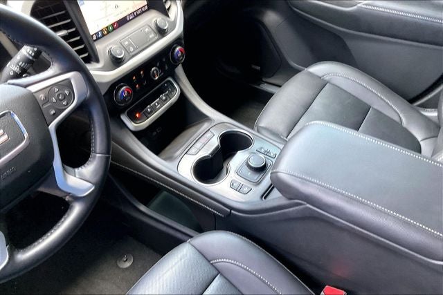 2021 GMC Acadia SLT