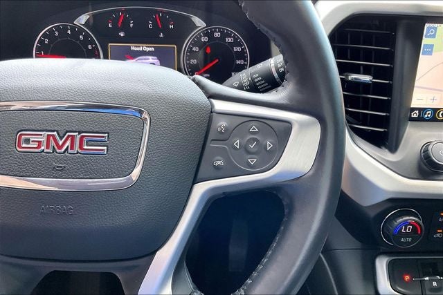 2021 GMC Acadia SLT