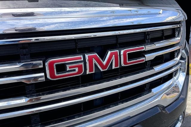 2021 GMC Acadia SLT