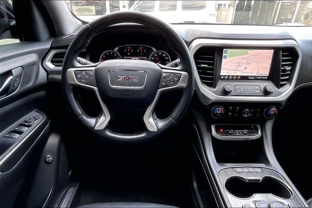 2021 GMC Acadia SLT