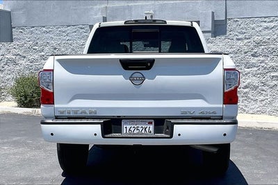 2023 Nissan Titan SV