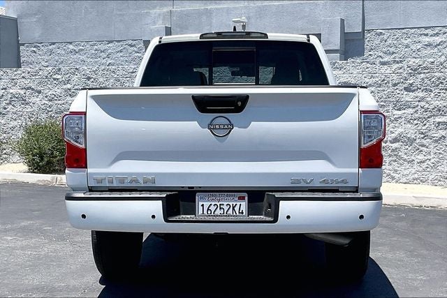 2023 Nissan Titan SV