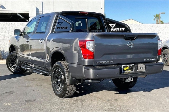 2021 Nissan Titan SV