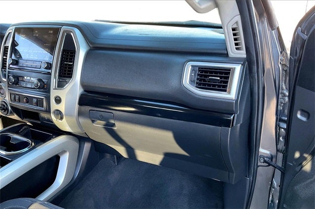 2021 Nissan Titan SV