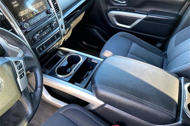 2021 Nissan Titan SV