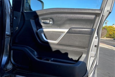 2021 Nissan Titan SV