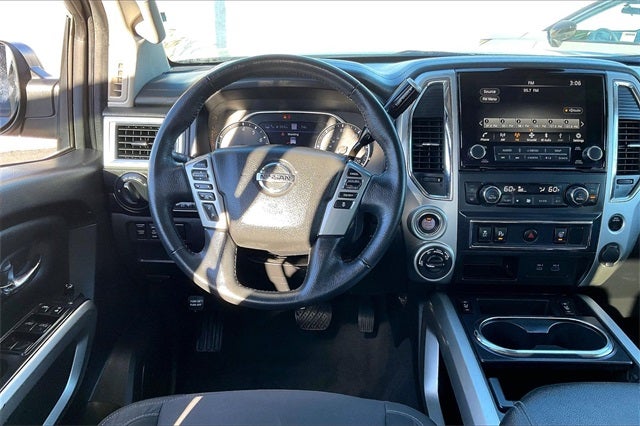 2021 Nissan Titan SV