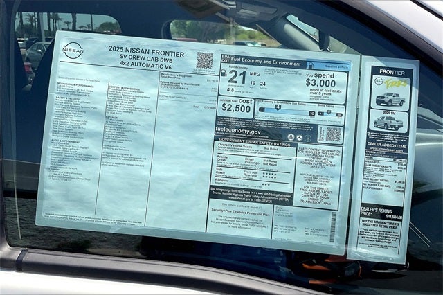 2025 Nissan Frontier SV