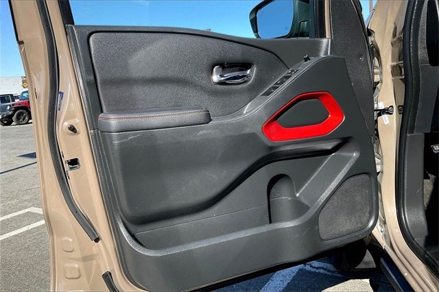 2023 Nissan Frontier PRO-X