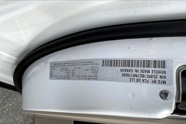 2022 Chrysler Pacifica Touring L