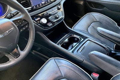 2023 Chrysler Pacifica Hybrid Limited