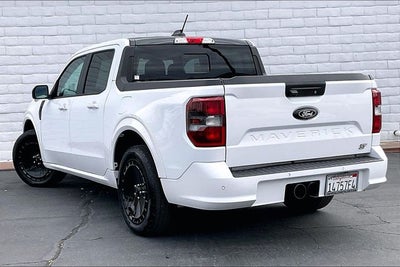 2025 Ford Maverick Lobo High