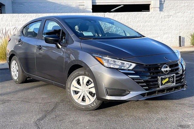 2025 Nissan Versa 1.6 S