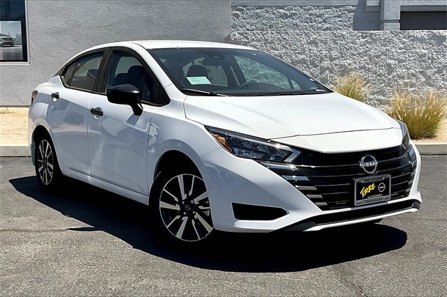 2025 Nissan Versa 1.6 S