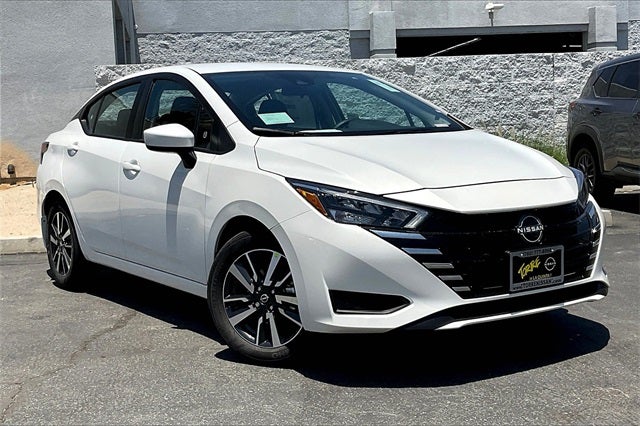 2025 Nissan Versa 1.6 SV