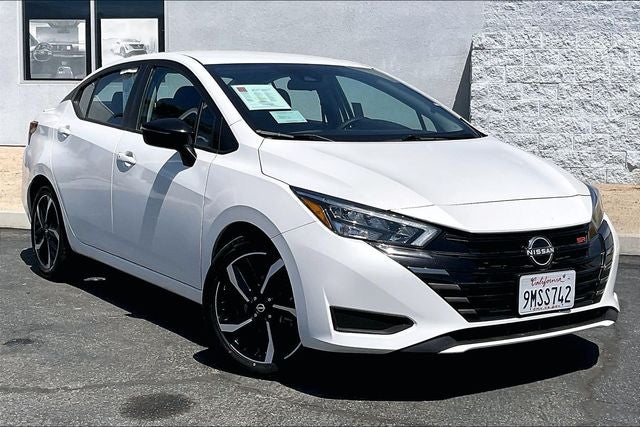 2024 Nissan Versa 1.6 SR