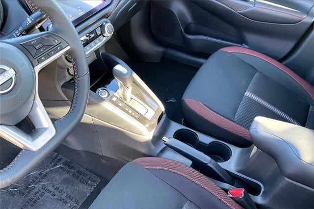 2025 Nissan Versa 1.6 SR