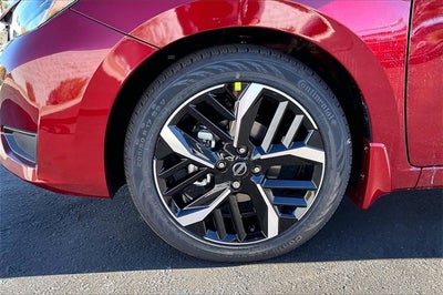 2025 Nissan Versa 1.6 SR