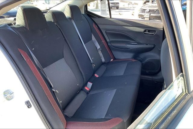 2025 Nissan Versa 1.6 SR