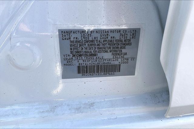 2025 Nissan Versa 1.6 SR