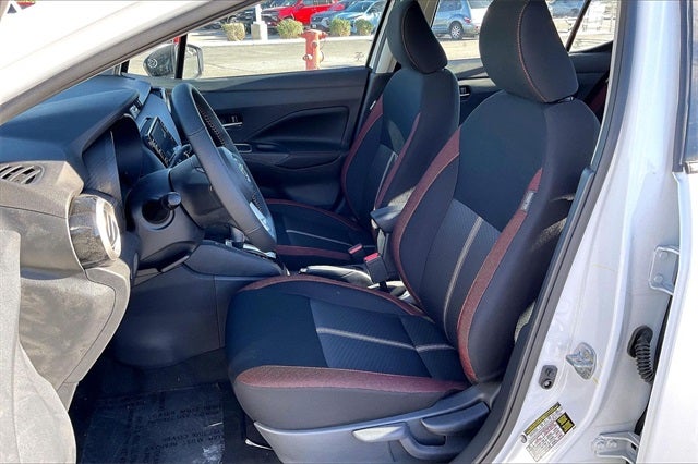 2025 Nissan Versa 1.6 SR