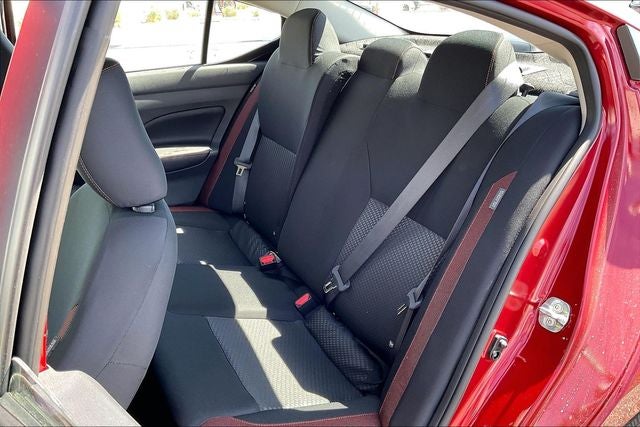 2025 Nissan Versa 1.6 SR