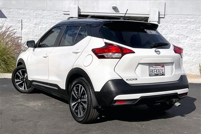 2019 Nissan Kicks SR