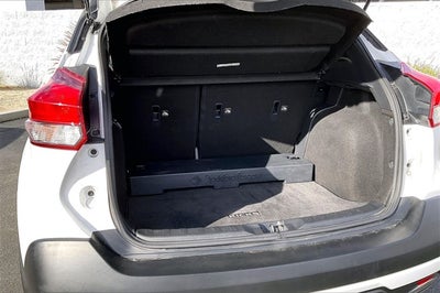 2019 Nissan Kicks SR