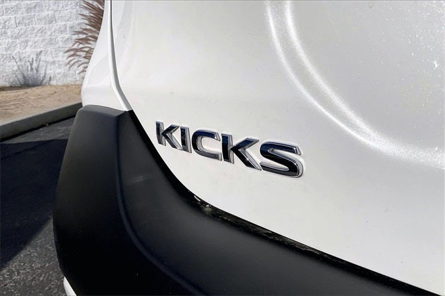 2019 Nissan Kicks SR