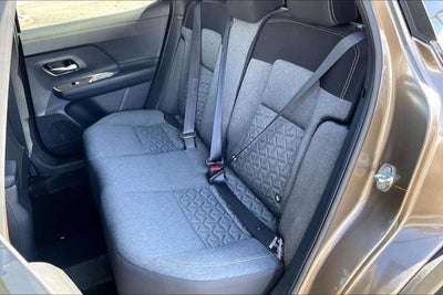 2027 Nissan Kicks SV