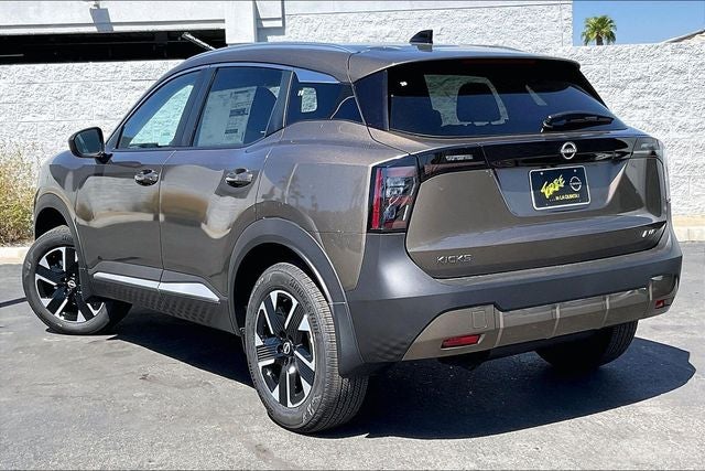 2027 Nissan Kicks SV