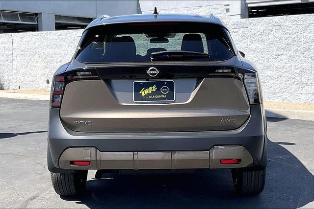 2027 Nissan Kicks SV