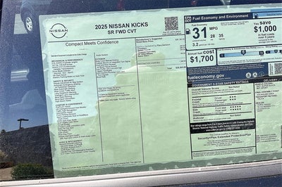 2025 Nissan Kicks SR