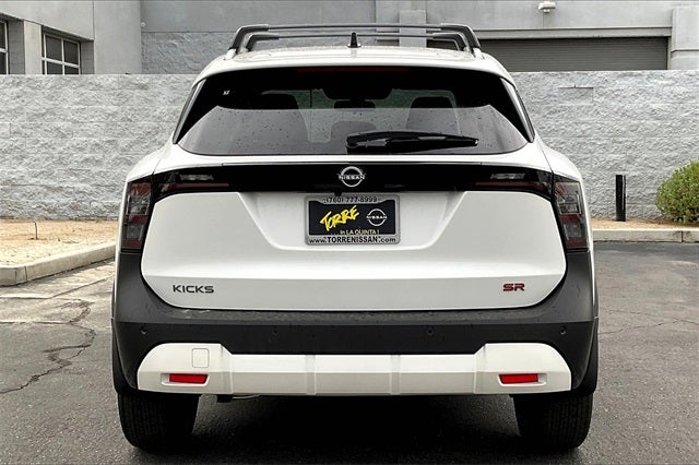 2026 Nissan Kicks SR