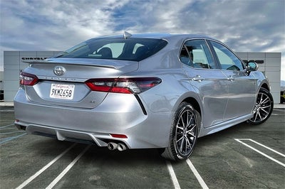 2024 Toyota Camry SE