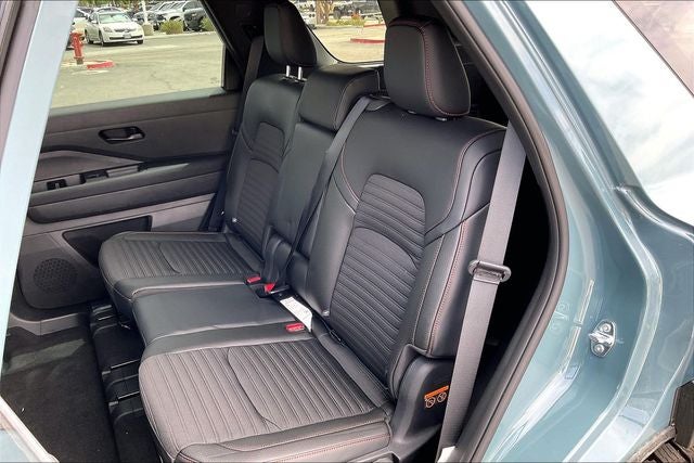 2026 Nissan Pathfinder Rock Creek 4WD