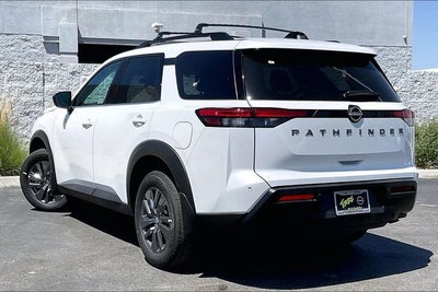 2026 Nissan Pathfinder SV