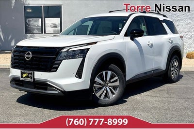 2026 Nissan Pathfinder SL