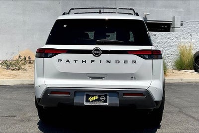 2026 Nissan Pathfinder SL