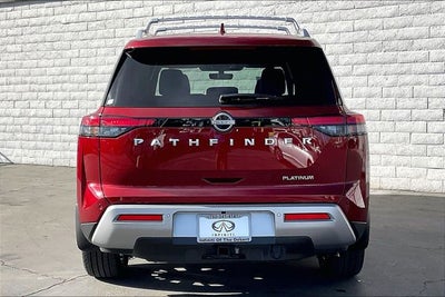 2025 Nissan Pathfinder Platinum