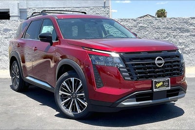 2026 Nissan Pathfinder Platinum
