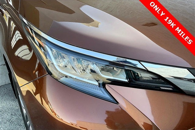 2022 Toyota Sienna LE 8 Passenger