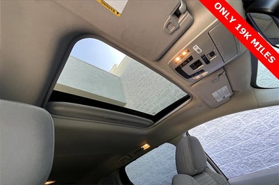2022 Toyota Sienna LE 8 Passenger