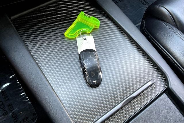 2020 Tesla Model S Performance